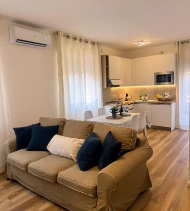 Iris home