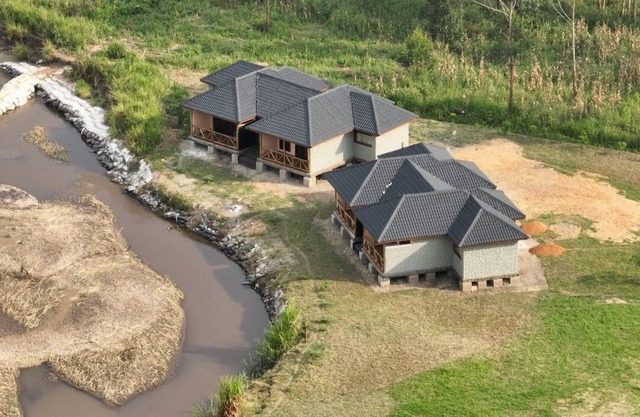 Ishasha Pride Lodge