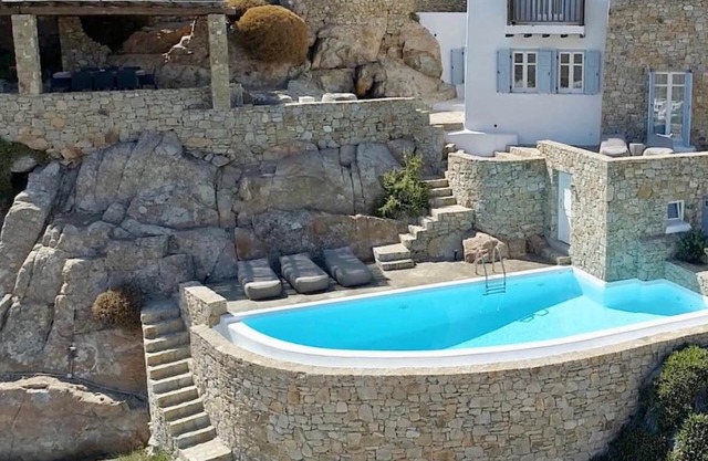 ISholidays Mykonos villa Azurite