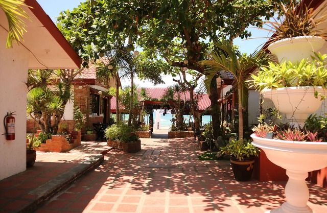 Isla Bonita Beach Resort
