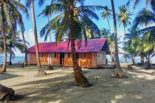Isla Yansailadub San blas habitacion privada