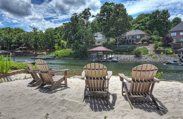 Island Point by Avantstay Sleeps 18 Dock