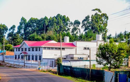 Iten Manasha Resort