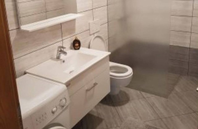 Izola City Center – One bedroom apartment with terrace