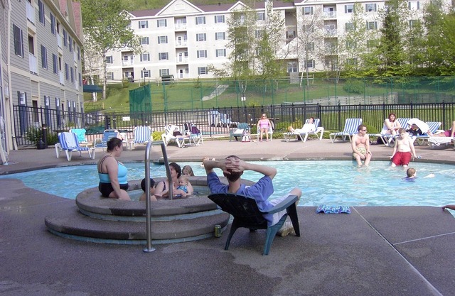 Jiminy Peak ski in/ski out Wyndham Bentley Brook sleeps 8, 2 bedrooms 2 baths
