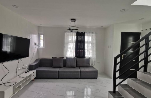 JRLB PLACE - Accommodation in Concepcion, Tarlac