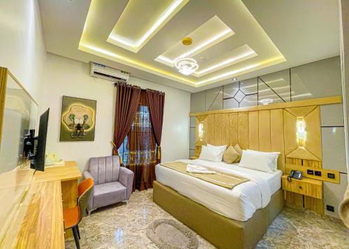 Julicis Hotels And Suites