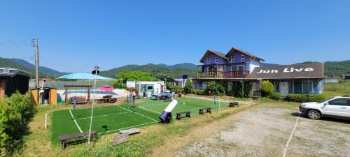 Jun Live Pension in Gangwha