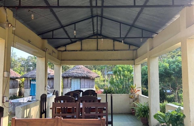 Jungle Side Luxury Hotel