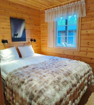 Kaarni, mökki - 1km Ylläksen laskettelurinteisiin