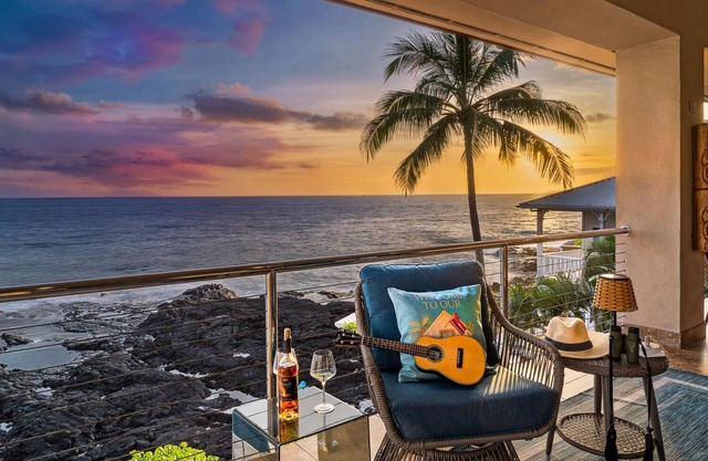 Kailani Vista - 3-Story Oceanfront Home w/Hot Tub, Elevator & Putting Green