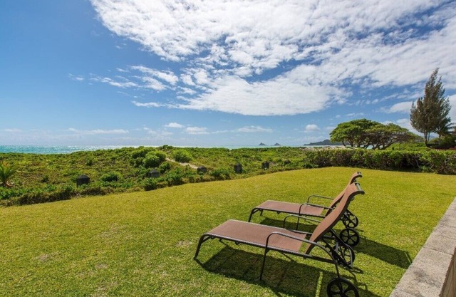Kakela Kai, Beachfront Kailua Home, Private, A/C