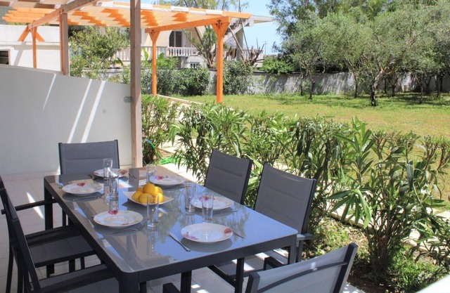 Kalamaki Plaza Apartments ''tzante''