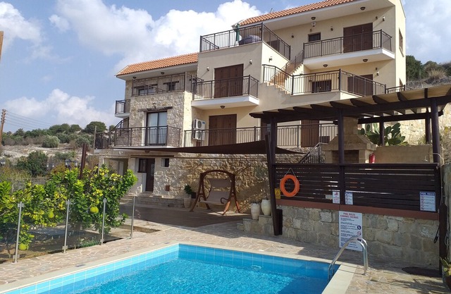 Kalypso View Apartments (One Bedroom Apartment No 2)