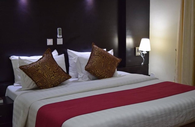 Kanem Suites