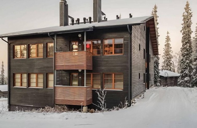 Holiday Karhunvartijan Linna 
