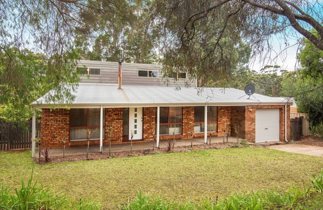 Karri Birdsong Retreat | Pet Friendly | Private Gardens