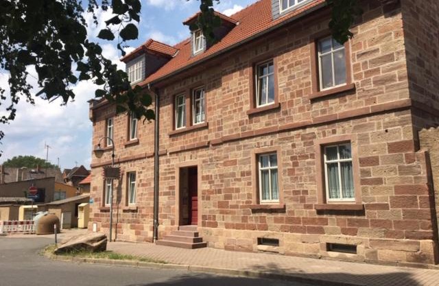 Karsdorf "Alte Schule" im Burgenlandkreis