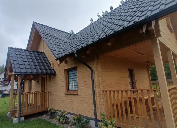 Kaszubski dom pod lasem