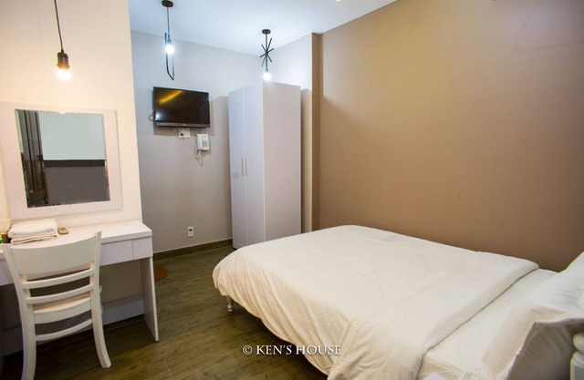 Ken's House Backpackers Downtown - Standard Double Room