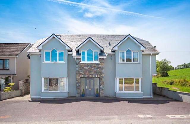 KENMARE APARTMENT