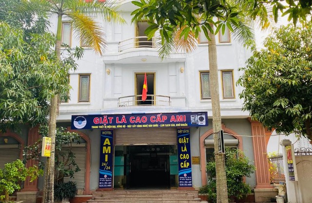 Khách sạn AMI