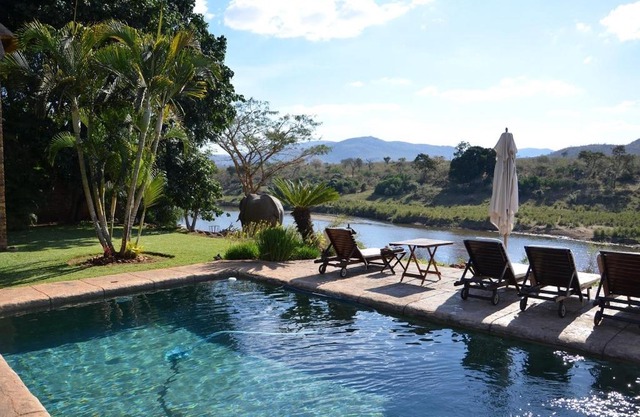 Khandizwe Kruger Villa