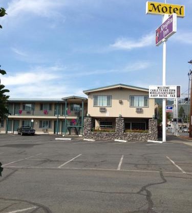 Knights Inn Motel