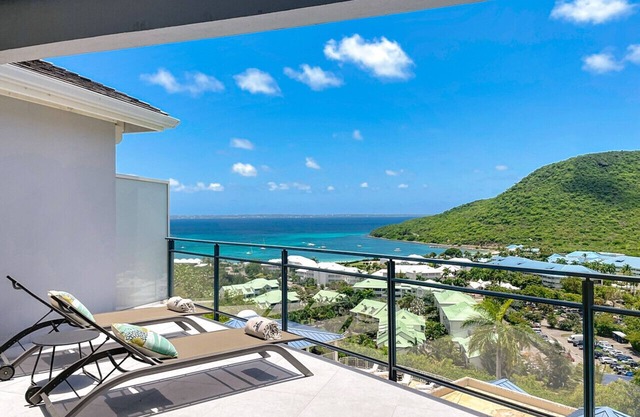 Koala1 Elegant 1BR Duplex Anse Marcel Sea View