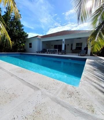 Kolibri Central Villa
