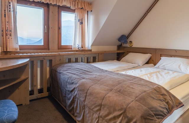 Krvavec Family Room 2