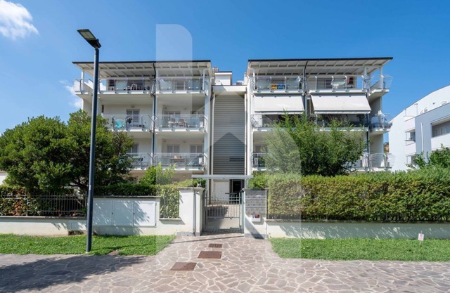 Kurioso - Three-room apartment ground floor with garden