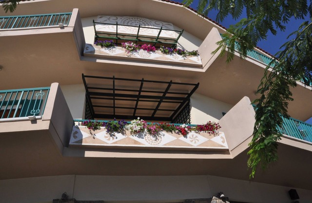 Kyveli Apartments