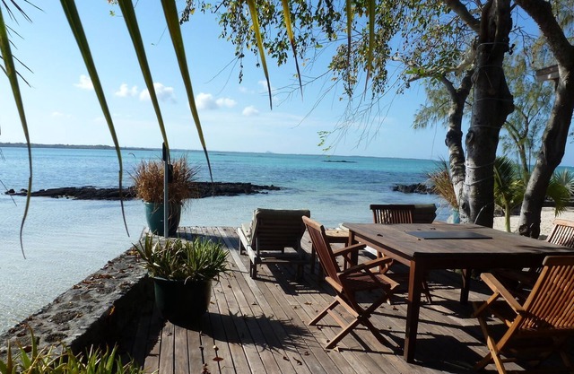 L'Ilot – luxury villa on a private islet in Roches Noires