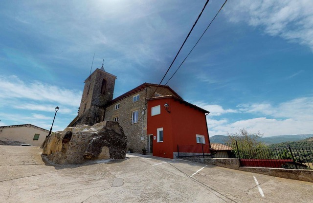 LA ABADIA RURAL HOUSE-LA PEÑA APARTMENT