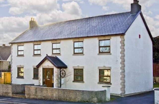 LA CALA, family friendly, luxury holiday cottage in Penderyn