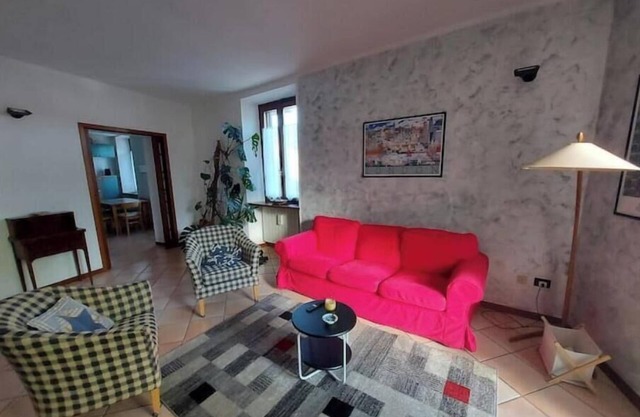 La Casa di Anna: Lake Maggiore area. Private Beach