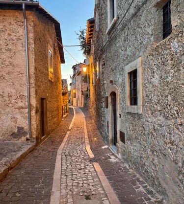 La casa di mezzo