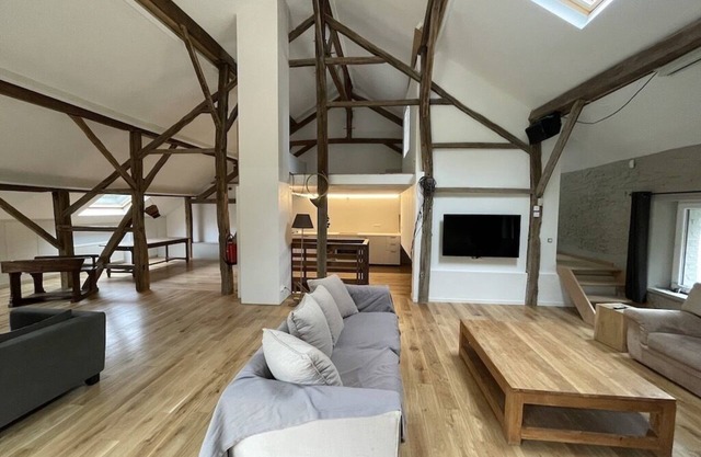 La Clairière, a large loft under the roof