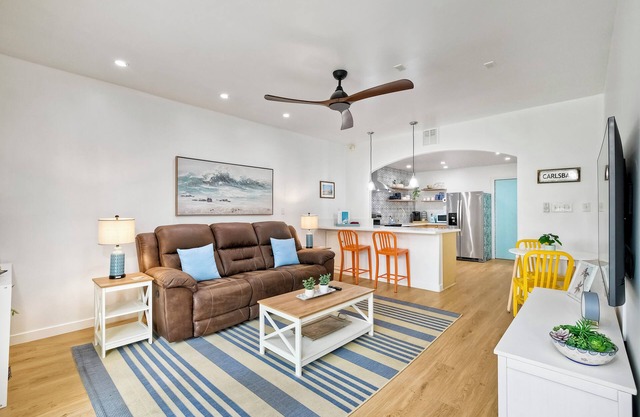 La Costa Escape | Pool, BBQ, Gated Parking