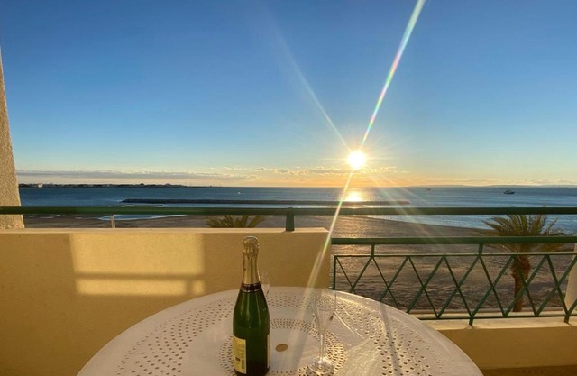 La Croix du Sud superbe appartement en duplex 2 chambres vue mer