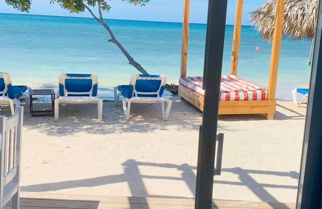 La Isla Bonita