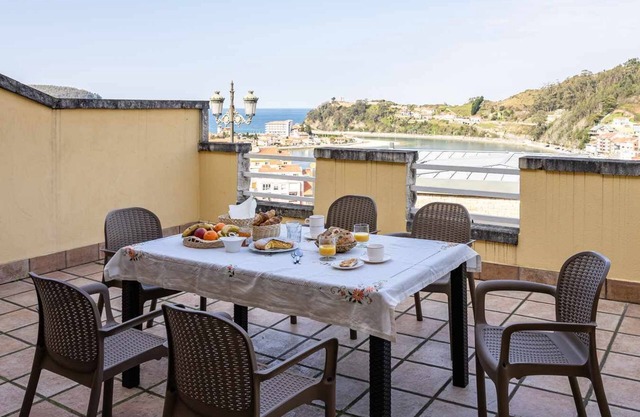 La Nogalera - With views of the sea and the mountains