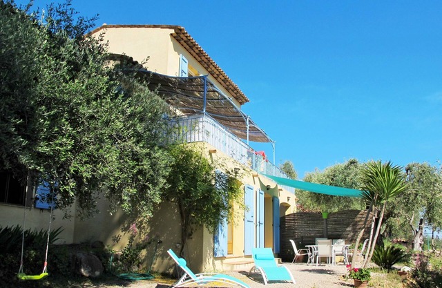 La Petite Toscane by Interhome
