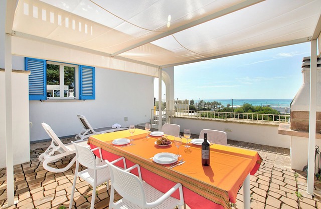 La Primula Apartment 2 Sea View, Salve, Italy