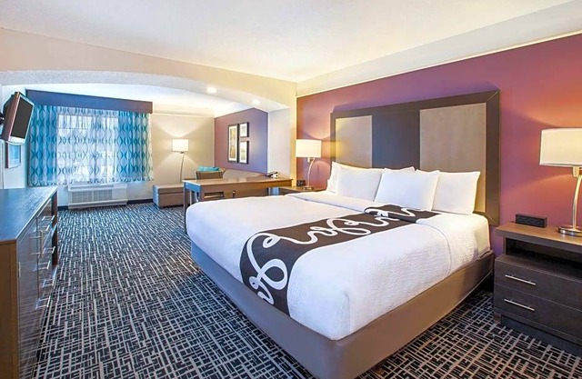 La Quinta Inn & Suites by Wyndham Cincinnati Airpt Florence