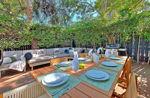 Labor Day Special Rate! Venice Beach Villa Steps to Venice Beach & Abbot Kinney