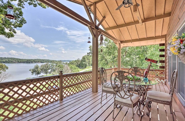 Lake Days & BBQ Fun: Climax Springs Retreat!