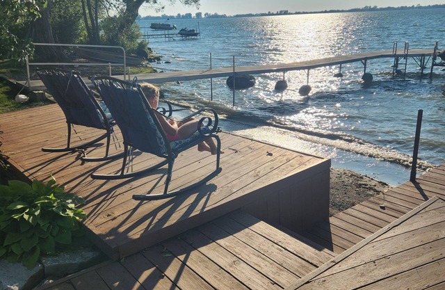 Lake front retreat on Blue Bill Bay