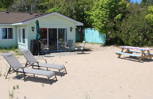 Lake Huron Cottage with Private Sandy Beach